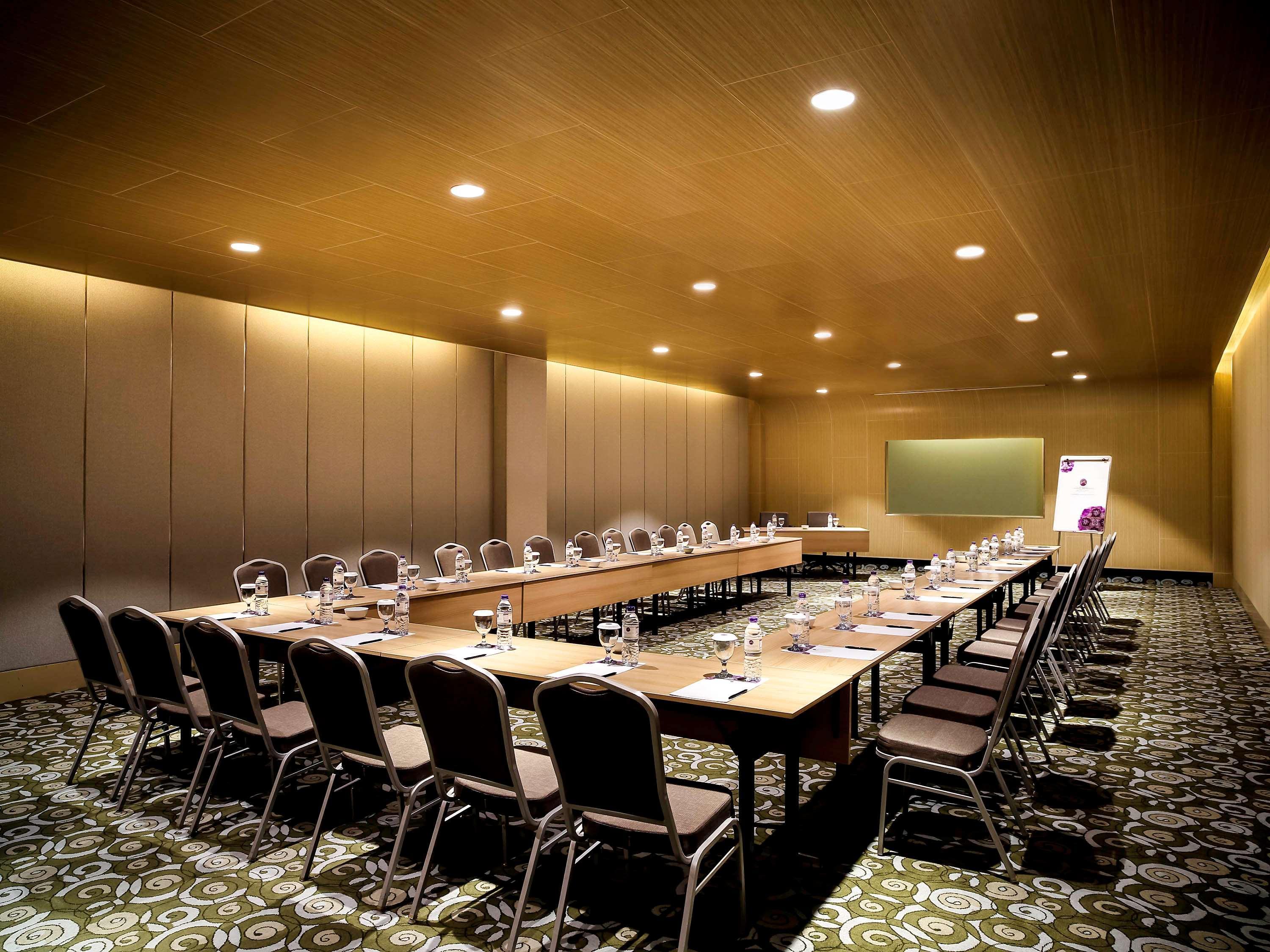 Grand Mercure Jakarta Harmoni Extérieur photo